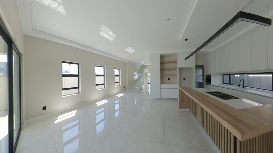 3 Bedroom Property for Sale in Sandown Western Cape
